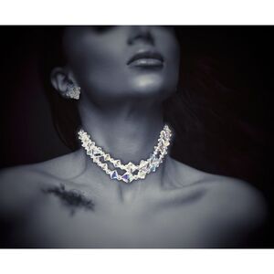 Vintage 1950’s Old Hollywood Rainbow Aurora Borealis Crystal Choker Necklace & E